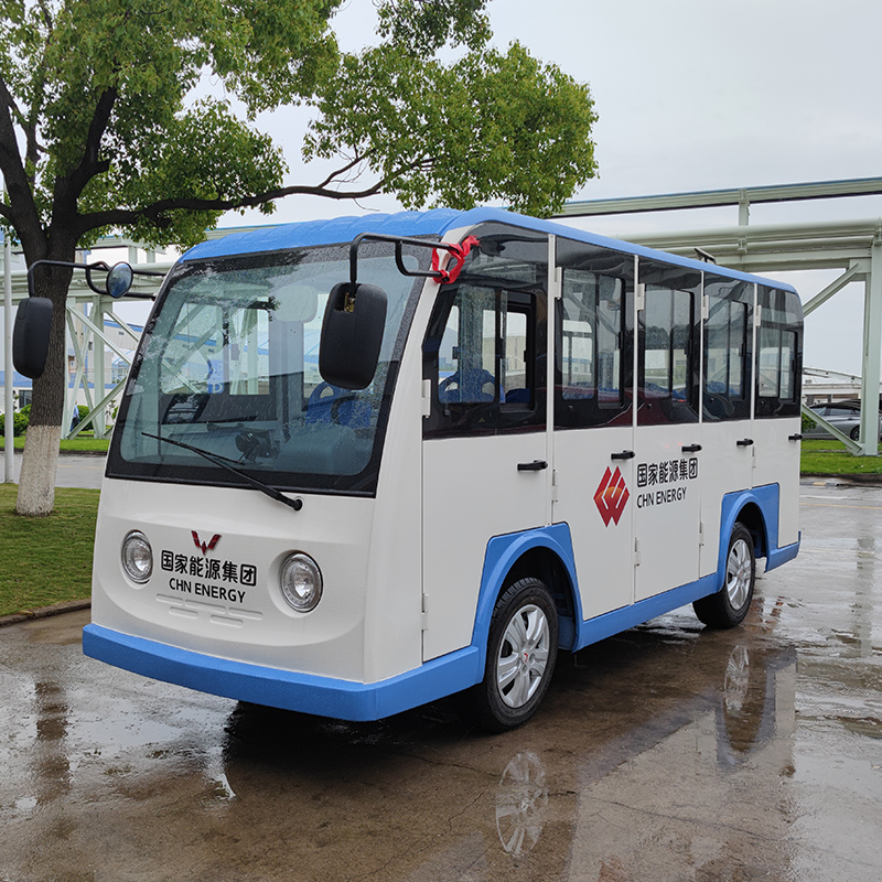 五菱封闭观光电动车