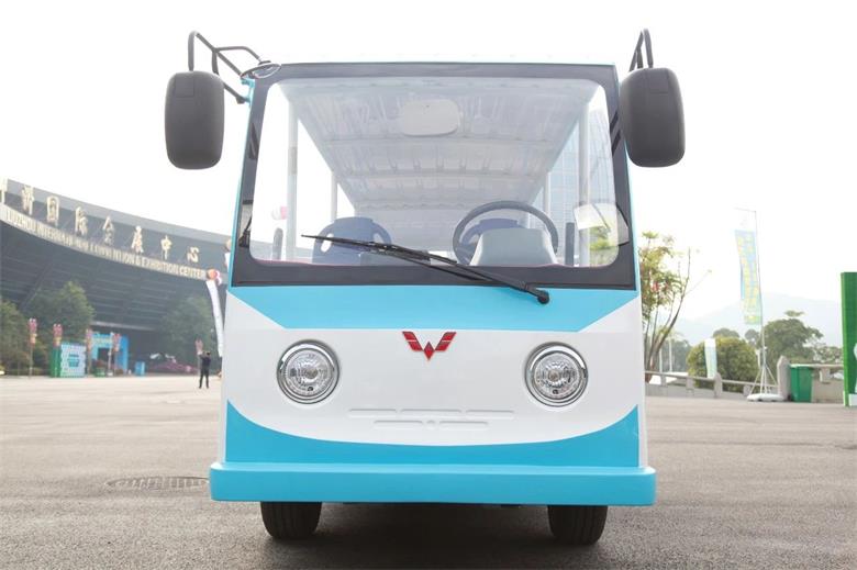 五菱19座新能源观光车