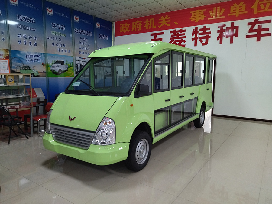 五菱封闭式燃油14观光车